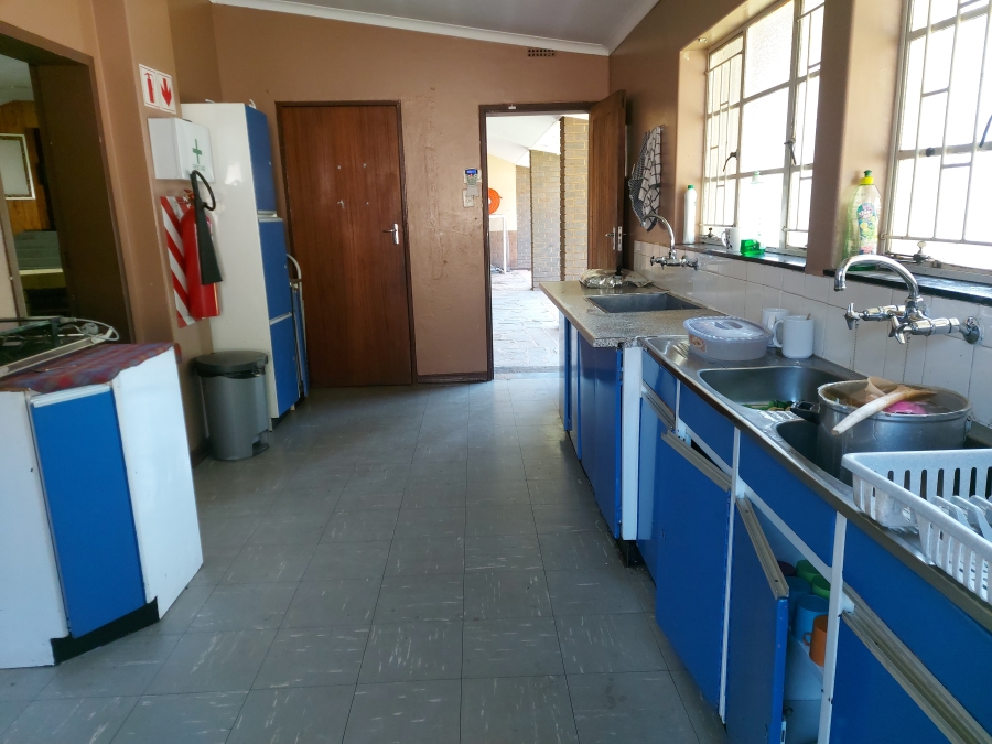 Commercial Property for Sale in Oos Einde North West